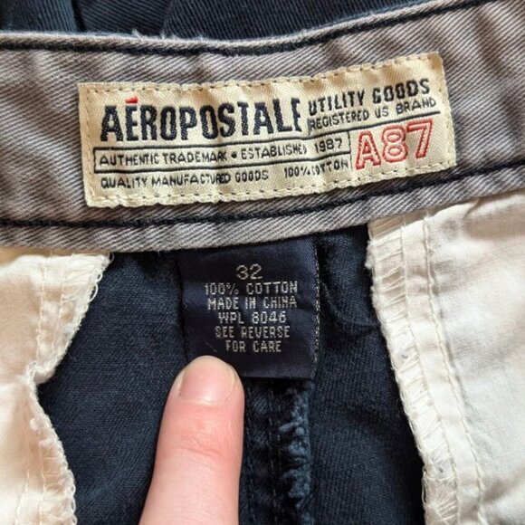 Aeropostale Blue Cargo Shorts - Picture 3 of 4